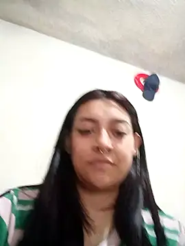 CORALINE GREYM online show from November 2025 07:40:01 AM