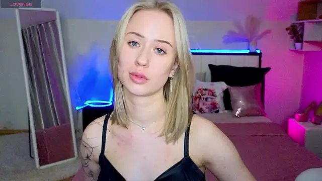 SashaBrooks online show from January 2026 04:33:01 PM