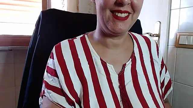 Foxlady2271 online show from May 2026 08:55:02 AM