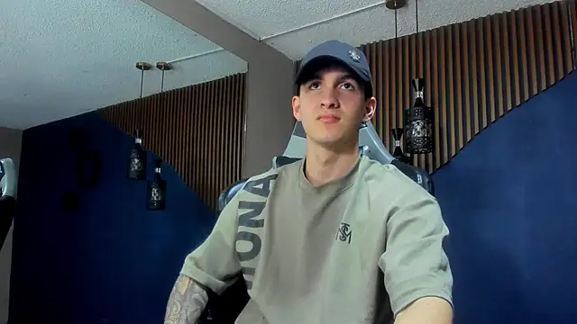 Snapshot of JacksonOlsenn chatting on January 2025 06:04:01 PM JacksonOlsenn online show from January 2025 06:04:01 PM