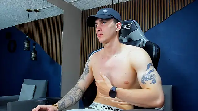 Snapshot of JacksonOlsenn chatting on January 2025 03:36:02 PM JacksonOlsenn online show from January 2025 03:36:02 PM