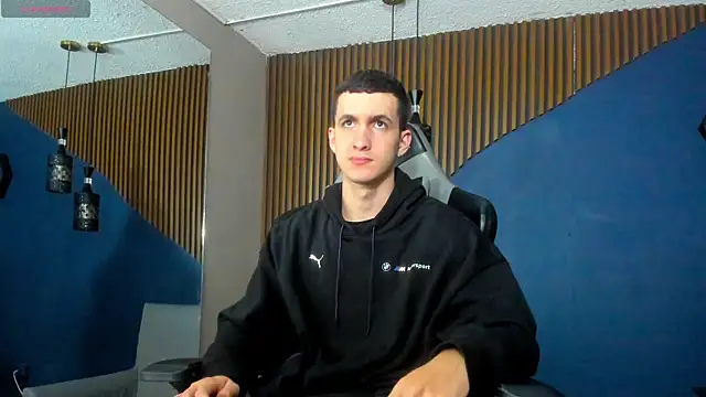 Snapshot of JacksonOlsenn chatting on January 2025 12:16:01 PM JacksonOlsenn online show from January 2025 12:16:01 PM