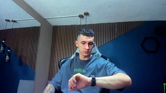 Snapshot of JacksonOlsenn chatting on January 2025 03:14:02 PM JacksonOlsenn online show from January 2025 03:14:02 PM