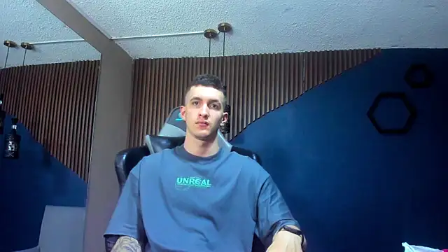 Snapshot of JacksonOlsenn chatting on January 2025 06:28:01 PM JacksonOlsenn online show from January 2025 06:28:01 PM