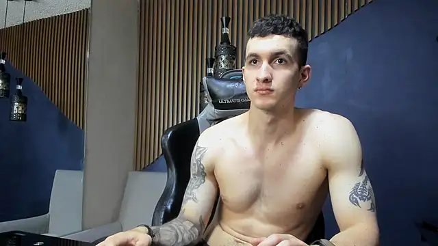 Snapshot of JacksonOlsenn chatting on February 2025 03:16:01 PM JacksonOlsenn online show from February 2025 03:16:01 PM