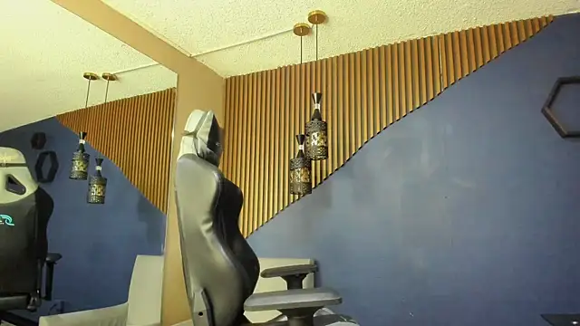 Snapshot of JacksonOlsenn chatting on February 2025 12:03:02 PM JacksonOlsenn online show from February 2025 12:03:02 PM