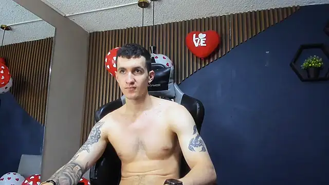 Snapshot of JacksonOlsenn chatting on February 2025 06:08:02 PM JacksonOlsenn online show from February 2025 06:08:02 PM