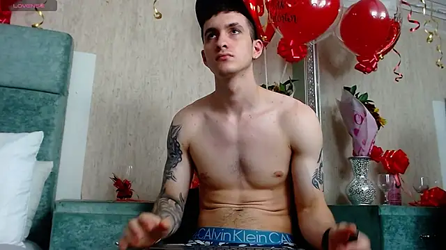 Snapshot of JacksonOlsenn chatting on February 2025 10:43:01 PM JacksonOlsenn online show from February 2025 10:43:01 PM