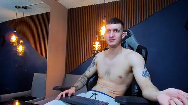 Snapshot of JacksonOlsenn chatting on March 2025 03:02:01 PM JacksonOlsenn online show from March 2025 03:02:01 PM