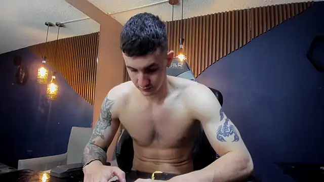 Snapshot of JacksonOlsenn chatting on March 2025 03:07:02 PM JacksonOlsenn online show from March 2025 03:07:02 PM