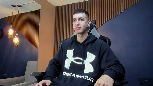 Snapshot of JacksonOlsenn chatting on March 2025 12:30:02 PM JacksonOlsenn online show from March 2025 12:30:02 PM