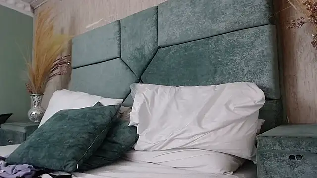 Snapshot of JacksonOlsenn chatting on March 2025 11:17:01 PM JacksonOlsenn online show from March 2025 11:17:01 PM