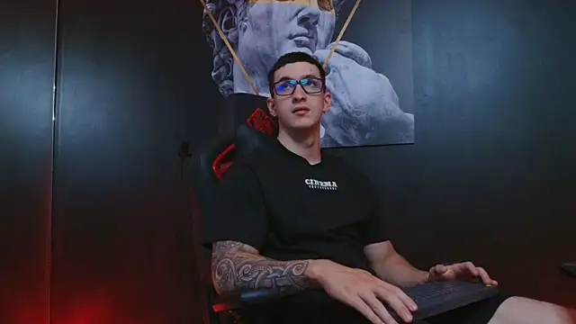 Snapshot of JacksonOlsenn chatting on September 2025 09:15:02 PM JacksonOlsenn online show from September 2025 09:15:02 PM