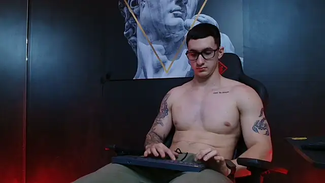 Snapshot of JacksonOlsenn chatting on September 2025 09:16:01 PM JacksonOlsenn online show from September 2025 09:16:01 PM