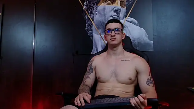 Snapshot of JacksonOlsenn chatting on October 2025 06:59:01 PM JacksonOlsenn online show from October 2025 06:59:01 PM