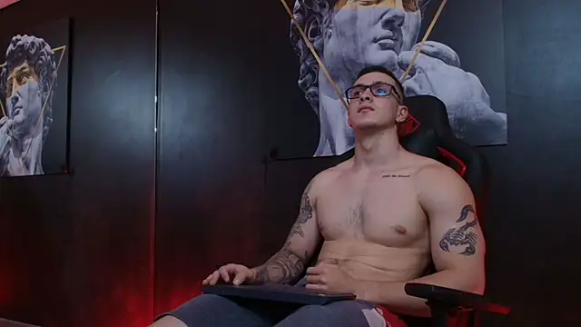 Snapshot of JacksonOlsenn chatting on October 2025 09:04:02 PM JacksonOlsenn online show from October 2025 09:04:02 PM