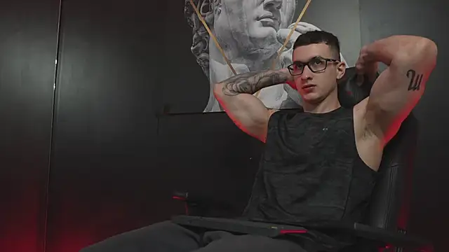 Snapshot of JacksonOlsenn chatting on November 2025 08:35:02 PM JacksonOlsenn online show from November 2025 08:35:02 PM