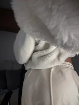 maddy bronw  online show from March 2025 03:22:01 AM