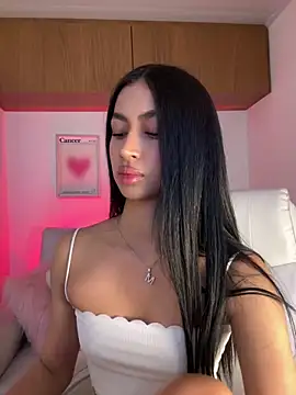 maddy bronw  online show from September 2025 10:32:02 PM