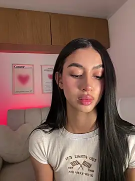 maddy bronw  online show from September 2025 10:45:01 PM