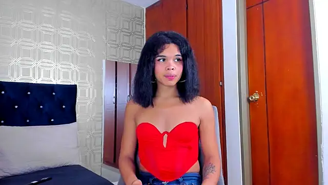 evelyn wine online show from March 2025 02:51:02 PM