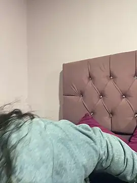 NINA 18 YEARS online show from September 2025 11:43:01 PM