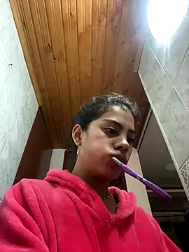 NINA 18 YEARS online show from December 2025 07:29:02 PM