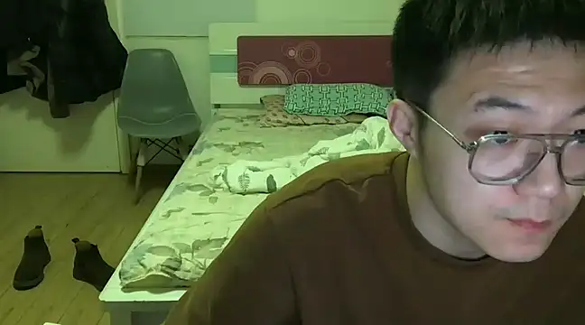 wang930115 online show from January 2025 12:31:01 PM