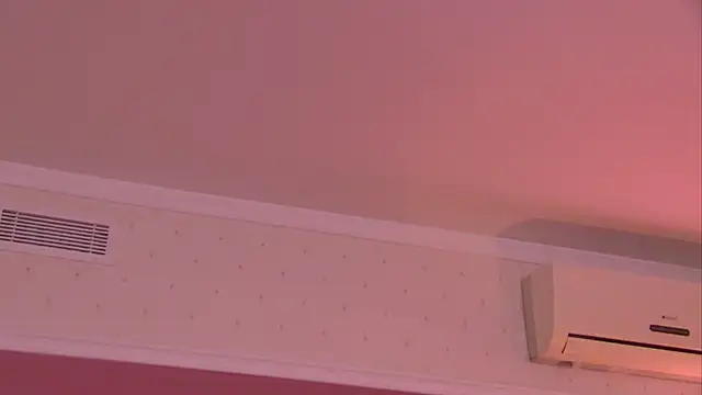 AngeliqueSkye online show from February 2025 06:39:01 AM