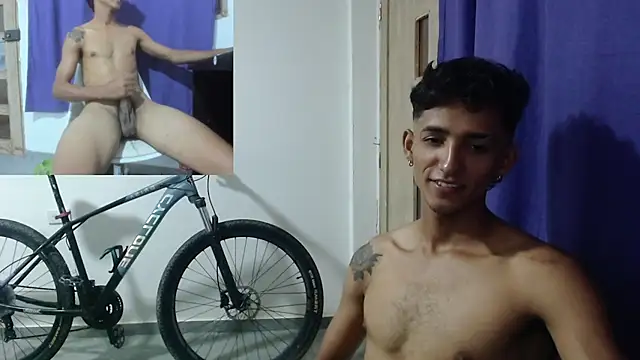 Black junior online show from October 2025 08:23:01 AM