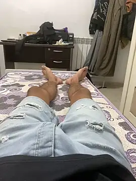 alex-riadh online show from September 2025 04:01:02 PM