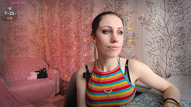 Snapshot of Mary0Lou chatting on February 2026 06:26:01 AM Mary0Lou online show from February 2026 06:26:01 AM