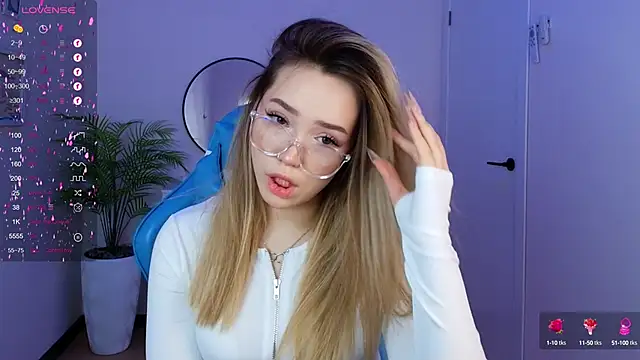 Evia r0se online show from January 2025 07:32:01 AM