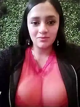 hanna-a online show from December 2024 07:56:02 PM