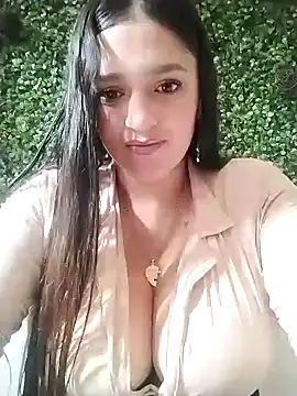 hanna-a online show from December 2024 01:44:02 PM