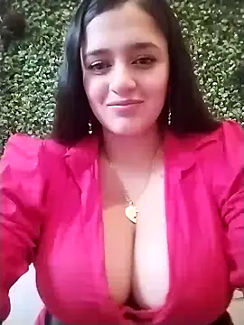 hanna-a online show from December 2024 07:53:02 PM