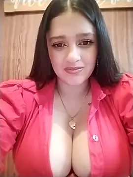 hanna-a online show from March 2025 07:40:01 PM