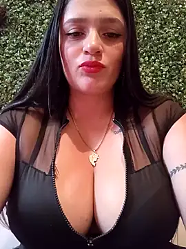 hanna-a online show from March 2025 07:37:02 PM