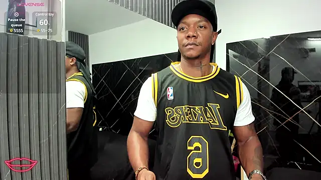 ronnie 7777 online show from February 2025 08:47:01 PM