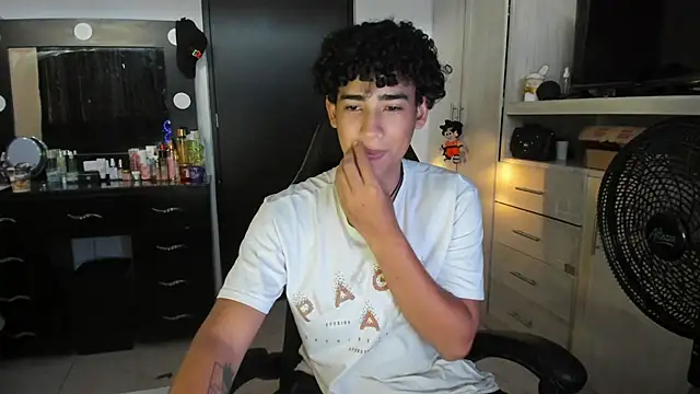 jake willianss online show from May 2026 10:22:02 PM