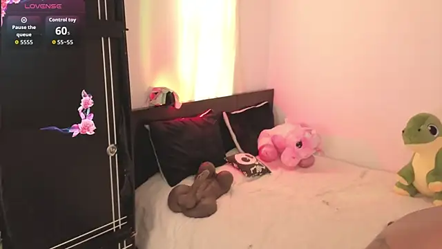 amy nicolee online show from October 2025 08:51:02 PM