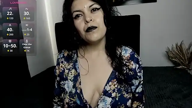 Snapshot of scarlett_w0lf chatting on June 2026 10:01:02 PM scarlett w0lf online show from June 2026 10:01:02 PM