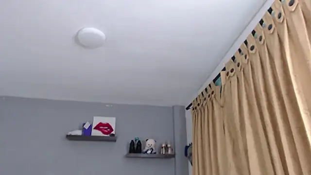 Snapshot of SusanLeroy chatting on February 2026 09:35:02 AM SusanLeroy online show from February 2026 09:35:02 AM