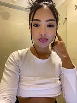 SOPHIACANDY19  online show from February 2026 09:57:01 PM