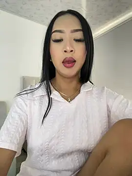 Snapshot of SOPHIACANDY19_ chatting on May 2026 09:49:02 PM SOPHIACANDY19 online show from May 2026 09:49:02 PM