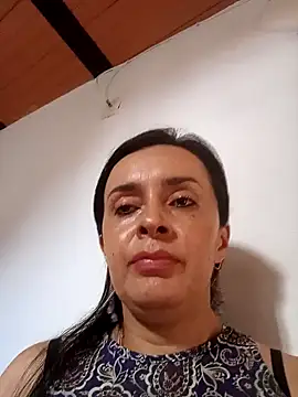 Samantha Sullivan  online show from December 2024 03:32:01 PM