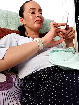 Samantha Sullivan  online show from December 2024 03:42:02 PM