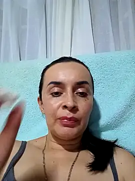 Samantha Sullivan  online show from October 2025 03:53:02 AM