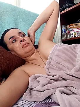 Samantha Sullivan  online show from October 2025 12:18:02 PM