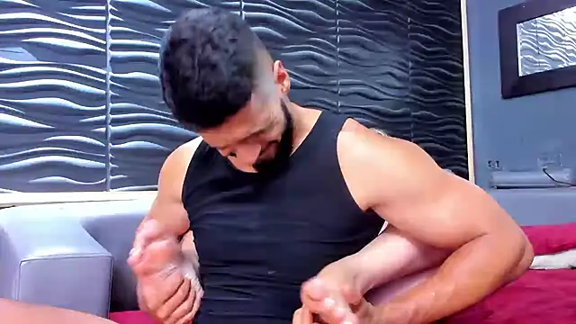 Cutetitslatin online show from January 2025 02:14:01 AM